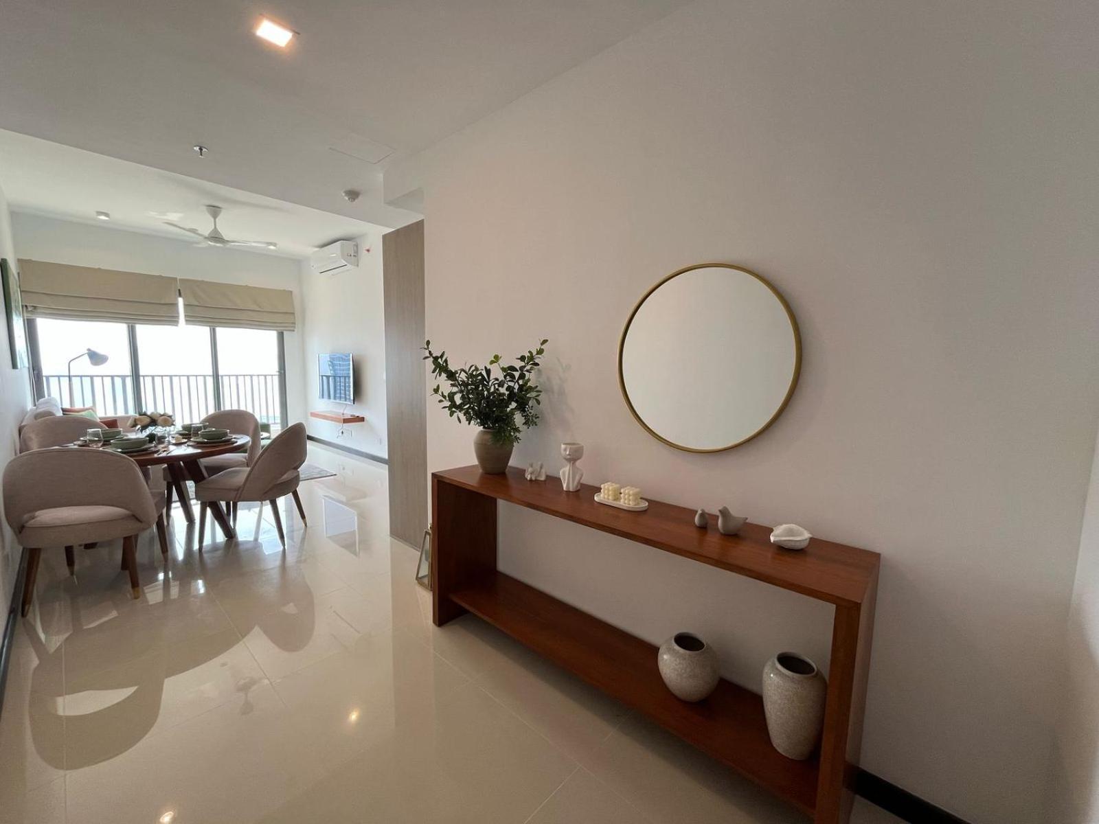 Trizen Oceanview Apartment